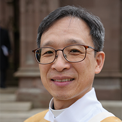 Headshot of the Rev. Jae Wan Chung