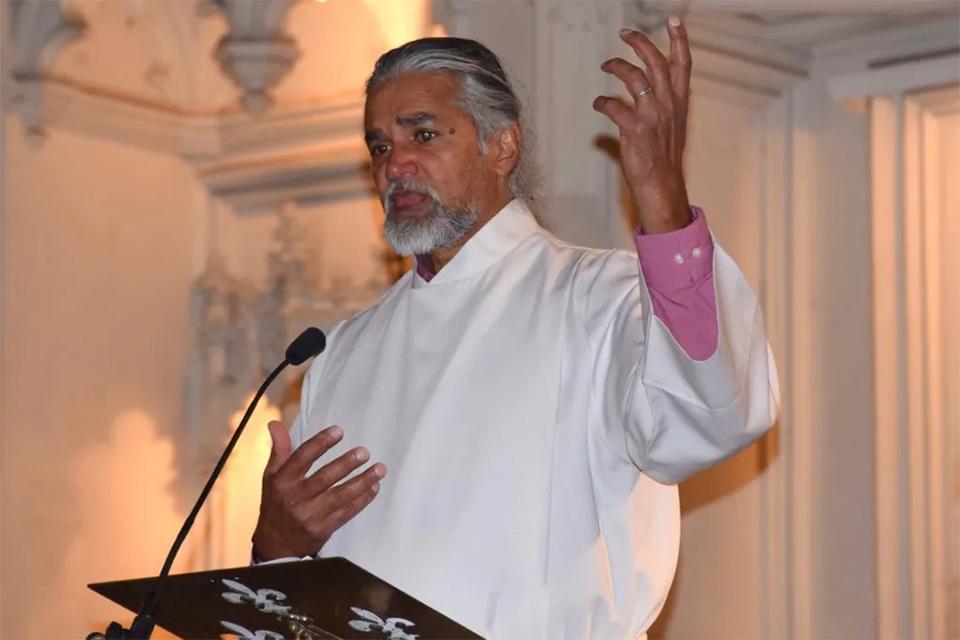 Canon Ravi Ragbir gives sermon at a service at St. Ann & the Holy Trinity